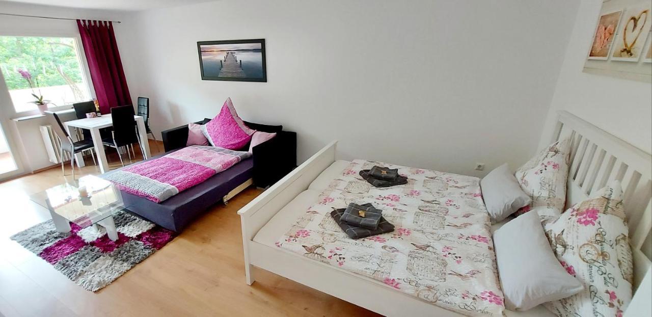 Ferienwohnung Am Waldsee Mit Schwimmbad غرنباخ المظهر الخارجي الصورة