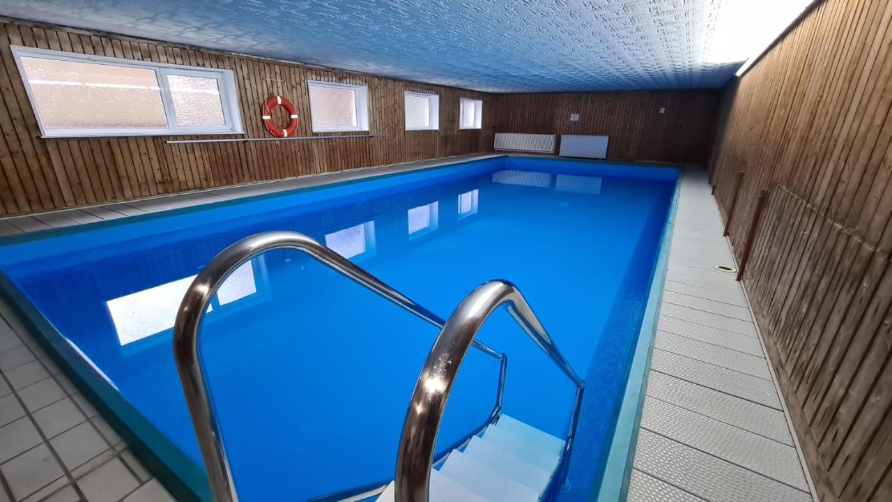 Ferienwohnung Am Waldsee Mit Schwimmbad غرنباخ المظهر الخارجي الصورة